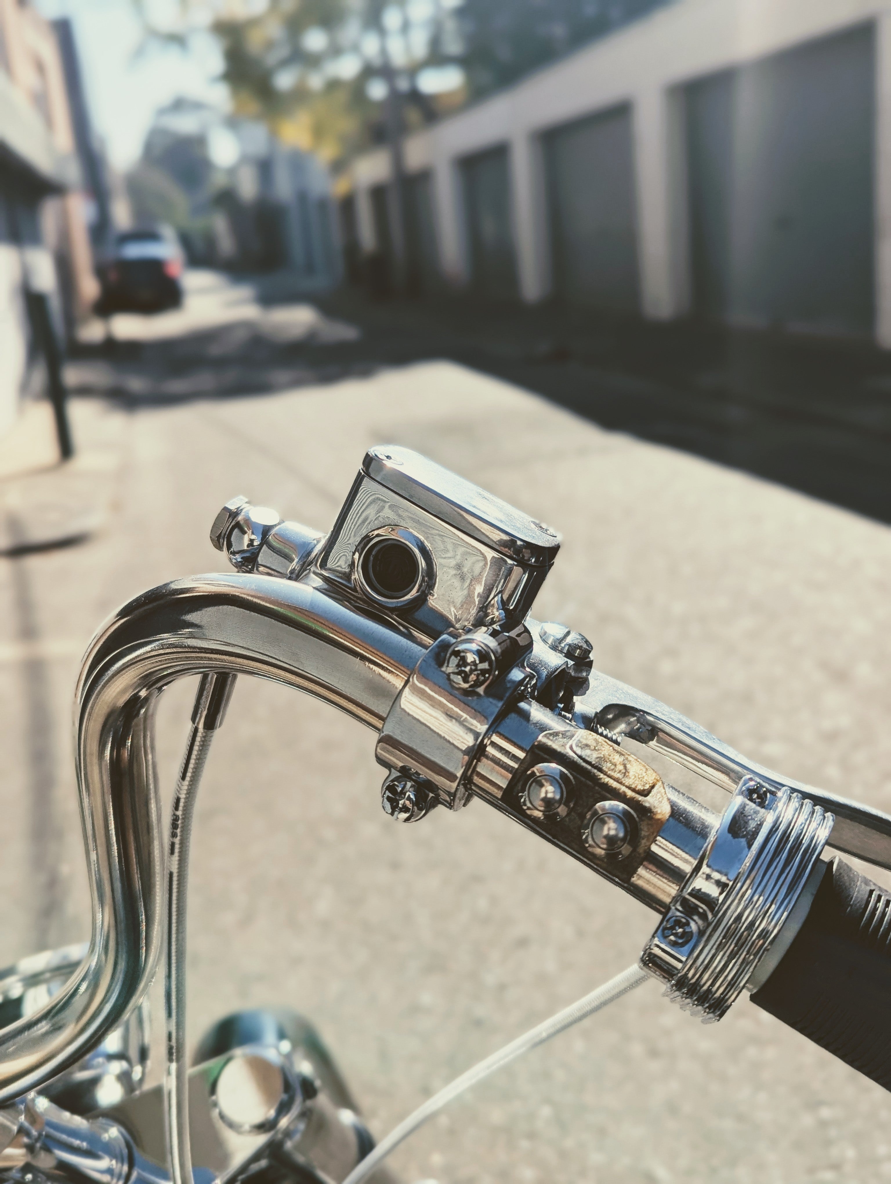 Handlebars & Controls