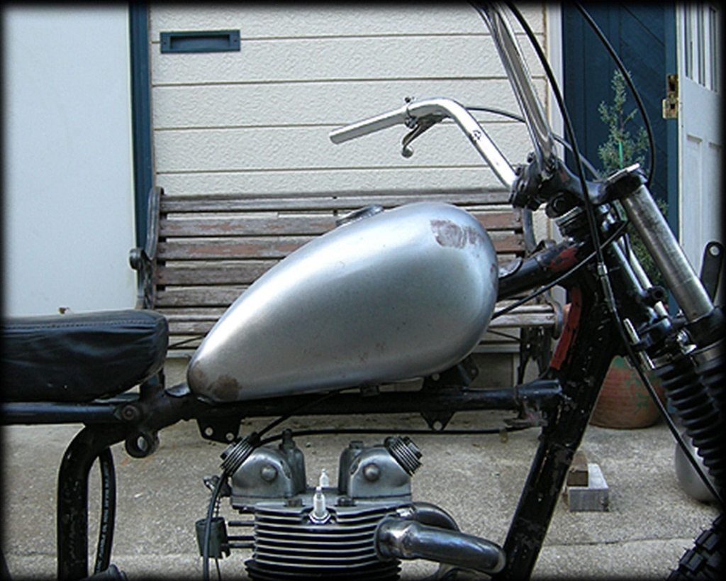 Peanut Fuel Tank - Mid Tunnel